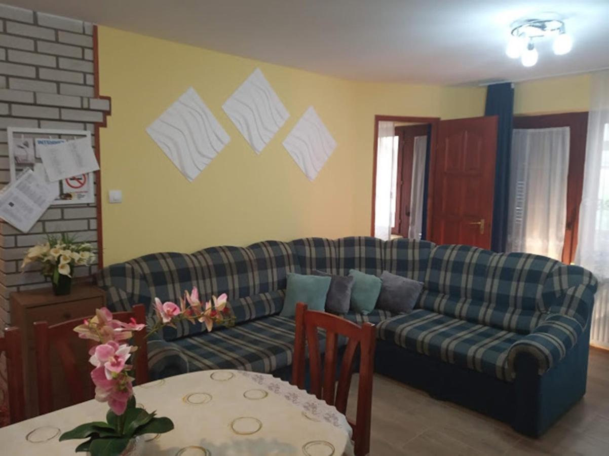 Bazsi Apartman Hajdúszoboszló Dış mekan fotoğraf
