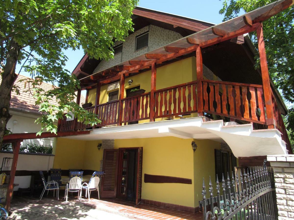 Bazsi Apartman Hajdúszoboszló Dış mekan fotoğraf